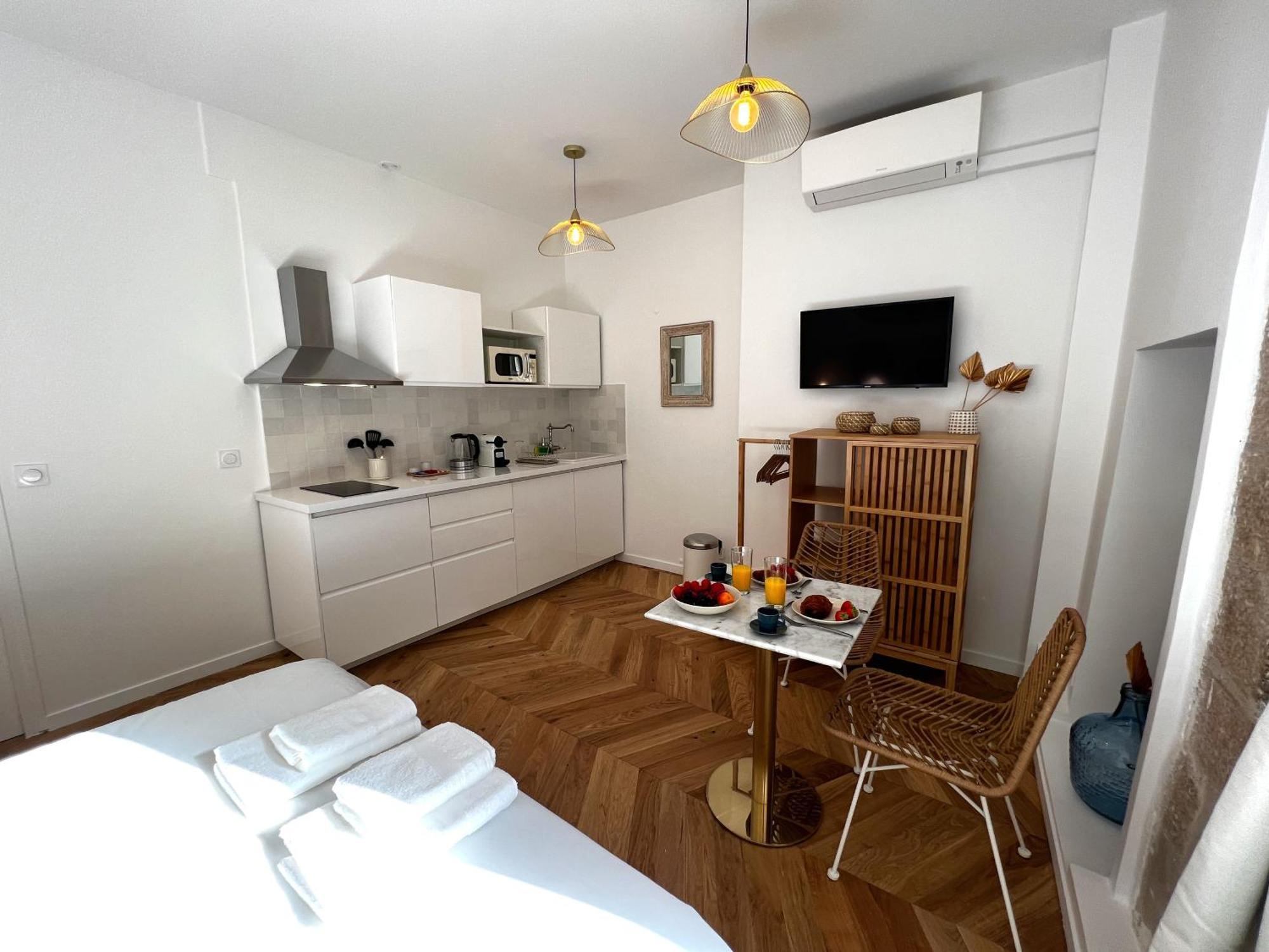 Apartmán Le Comte - Heart Of Dijon - With Ac Exteriér fotografie
